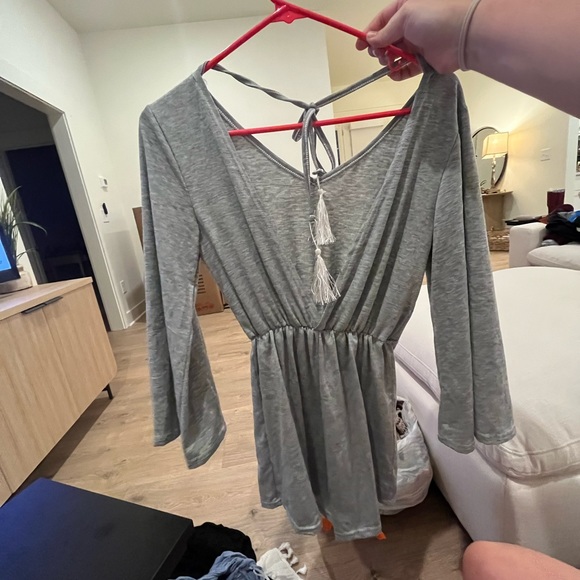 Romper - Picture 2 of 4